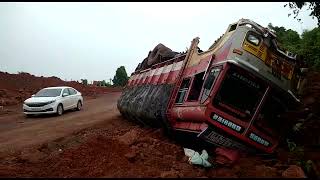 #Accident at Pernem- Locals blame bad road conditions for the accident
