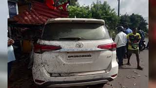 Accident at Usgao- Toyota Fortuner rams into temple