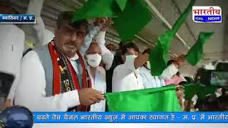 केंद्रीय मंत्री ज्योतिरादित्य सिधिंया ने हजरतनिजामुद्दीन- तिरुपति एक्सप्रेस को हरी झंडी दिखाई #bn