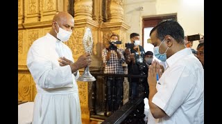 Kejriwal pays his respects at the Basilica of Bom Jesus, pays his respects to St Francis Xavier