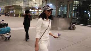 Erica Fernandes Spotted At Mumbai Airport Departure