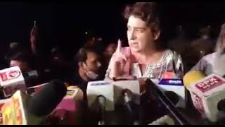 Smt. Priyanka Gandhi addresses media in Agra
