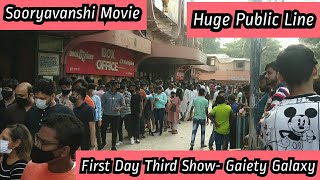 Sooryavanshi Movie Huge Public Line For First Day Third Show In Gaiety Galaxy Theatre In Mumbai
