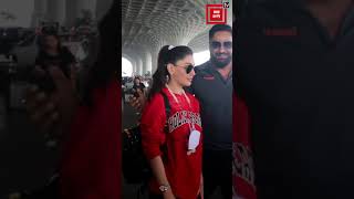 SHEFALI JARIWALA TRAVELLING TO UDAIPUR SPOTTED AT AIRPORT