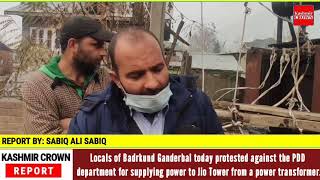 Locals of Badrkund Ganderbal today protested against the PDD department for supplying power to Jio
