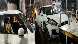 Khatoon Se Car Hui Out Of Control | Dhekiye Fir Kya Hua | Chaderghat Hyderabad | SACH NEWS |