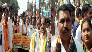 Ultha Chor Kotwal Ko Dantay ! | Petrol Kay Rates Me Kabi Ka Mutilaba BJP workers Ne Kiya | SACH NEWS