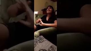 मुंबई के डॉन के अंदाज़ में Rhea Chakraborty का वायरल वीडियो
