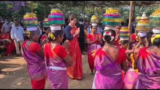 Smt. Priyanka Gandhi joins the tribal women of Morpirla village, Goa