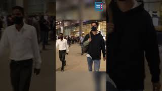 Vicky Kaushal spotted at the airport as he returns from Indore #Shorts