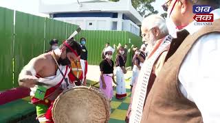 Vagyo re dhol bhai Vagyo re dhol ....PM Modi played drums with tribals in Manipur