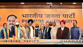 Eminent personalities from Punjab #JoinBJP at party headquarters in New Delhi.