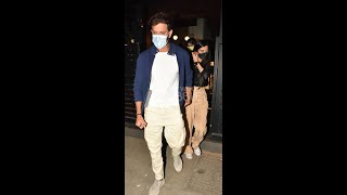 Hrithik Roshan spotted walking hand-in hand with rumoured girlfriend Saba Azad #YouTubeShorts