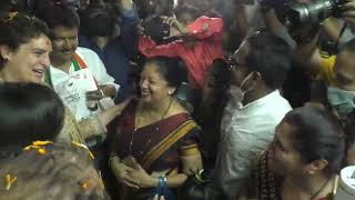Priyanka Gandhi goes door-to-door in Panjim asking for votes!