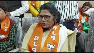 Election 2022 | पूर्व राज्य मंत्री राज कुमारी कुशवाहा ने सपा कसा तंज, सपा में महिलाओं की इज्जत