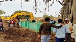 खिराला रोड की दरगाह की हिफाजत के लिए, हिंदू मुस्लिम ने हाँथ से हाँथ मिलाकर बना दी मानव दीवार