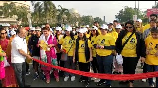 महिला दिवस : वसंत कुंज एंबिएंस मॉल के बाहर Marathon का आयोजन, महिलाओं ने लगाई दौड़
