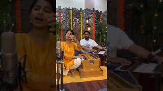 Indian folk song by Maithili Thakur live