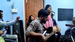 শুনো কি নুশুনি.. Assamese song || Dipsikha Bora