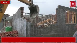 अवैध निर्माण पर चला श्रीनगर नगर निगम का पीला पंजा, कई संरचनाएं की ध्वस्त
