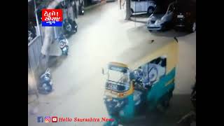 જામનગર પાર્કિંગમાં પડેલ 3 સાયકલ ની ચોરી ઘટના સીસીટીવીમાં કેદ