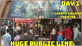 Bhool Bhulaiyaa 2 Movie Huge Public Line Day 1 At Gaiety Galaxy Theatre In Mumbai