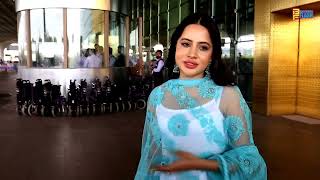 Urfi Javed Reacts On Fighting Controversy - Spotted At Mumbai International Airport