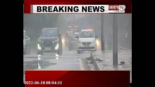 Delhi Rain: दिल्ली NCR में हुई झमाझम बारिश से मौसम हुआ सुहाना, गर्मी से मिली राहत | Delhi Weather