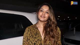 Celebrity Motivational Speaker Ashna Dhanuka Spotted at Mumbai Airport