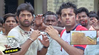 SS Rajamouli Sye Kannada Movie Scenes | Nithin & Shashank Fights for Genelia