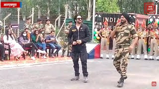 Ayushmann Khurrana Enjoying with Soldiers | बॉर्डर पर फौजियों संग एक्टर आयुष्मान खुराना की मस्ती...