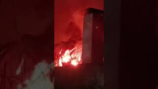 Noida Sec.80 कपड़े के गोदाम में आग