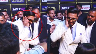 Shocking! FAN Accidentally HITS Ranveer Singh At SIIMA Awards 2022