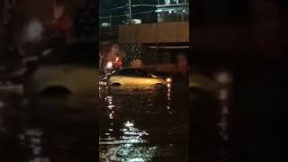 खंडवा तीन पुलिया के पानी में फंस गई कार । khandwa teen puliya #shorts #viral #khandwa