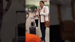 Airport पर 'Ramayana' फेम Arun Govil को देख भावुक हुई महिला, छुए पैर, Video Viral