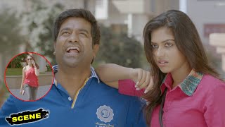 Middle Class Huduga Kannada Movie Scenes | Amala Paul Feels Jealous By Seeing Nani's Friend
