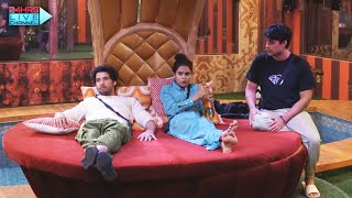 Bigg Boss 16 LIVE | Nimrit Bahar Aisi Bilkul Nahi Hai.. Priyanka Ne Kahi Badi Baat