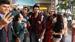 Kartik Aryan Mobbed By Fans At Mumbai While Coming Back From Filmfare Dubai