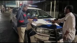 Awaam Ko Rok Kar Police Le Rahi Hain Finger Prints | Anokhi Checking Police Ki | SACH NEWS |