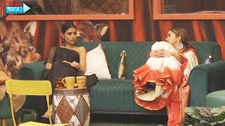 Bigg Boss 16 LIVE | Tere Mummy Se Archana Mudda Bana Rahi Thi.. Priyanka Ka Bada Khulasa