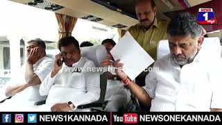 Congress : ಬಸ್​ನಲ್ಲಿ Kolaraಕ್ಕೆ Siddaramaiah-DK Shivakuamr ಪ್ರಯಾಣ | News 1 Kannada | Mysuru