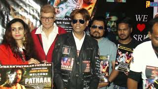 Sharukh Khan Fan Vishwarukh and Ruchi keeps Special Screening Of Pathan at Maratha Mandir