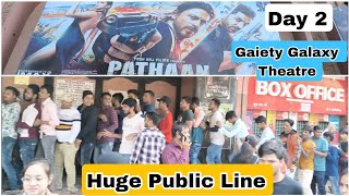 Pathaan Movie Huge Public Line Afternoon Show Day 2 Republic Day At Gaiety Galaxy Theatre In Mumbai