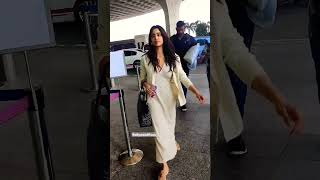 #janhvikapoor Spotted At Mumbai Airport