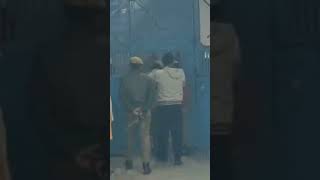 महाराजगंज जेल पहुंचते ही कानपुर SP विधायक इरफान सोलंकी की आंखों से छलके आंसू  #shorts