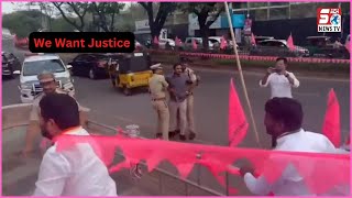 Congress Leaders Ne TRS Ke Jhande Aur Banners Nikal Kar Phenk Diye | Police Ne Kiya Giraftar |