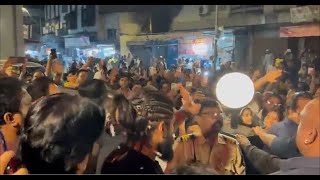 Rocky Bhai Aka YASH Craze In Mumbai, Fans Gather Yash In Bandra While He Went To Have Dinner