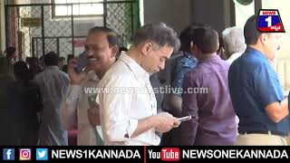 Munish Moudgil : ವರ್ಗಾವಣೆ ಬಳಿಕ ಕ್ಯಾಮರಾಗೆ ಫಸ್ಟ್ ಟೈಮ್ ಕಾಣಿಸಿಕೊಂಡ ರೂಪಾ ಪತಿ ಮೌದ್ಗಿಲ್ | News 1 Kannada
