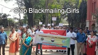Protest Against Blackmailers In Hyderabad By We For Women NGO | SACH NEWS |