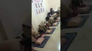 hyderabad police cpr training | హైదరాబాద్ పోలీసులకు సీపీఆర్ శిక్షణ | @smedia